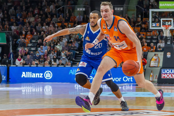 锦标赛上的 锦标赛上的