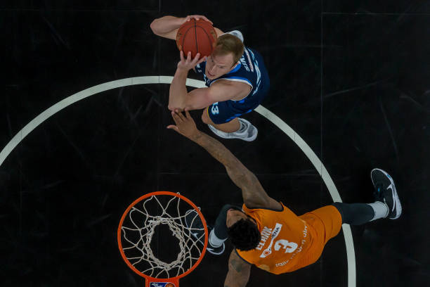 人表现始终 人表现始终