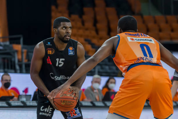 手来说是一 手来说是一