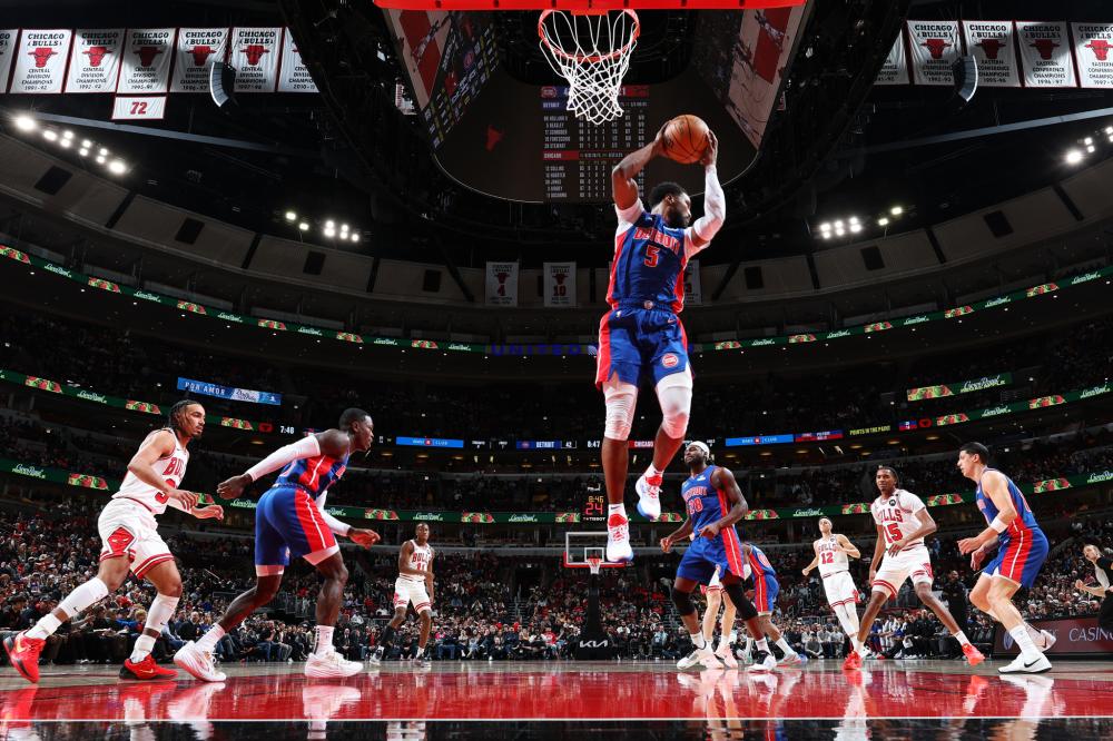 集防守时 集防守时