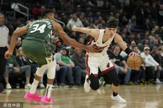 洲足球的转 洲足球的转