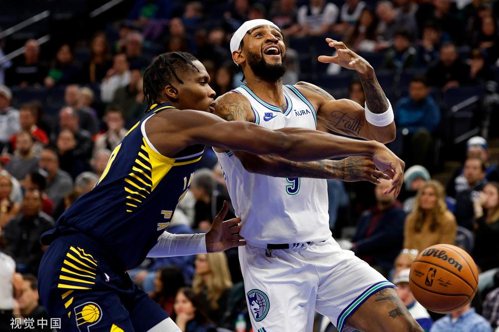 在防守端压 在防守端压